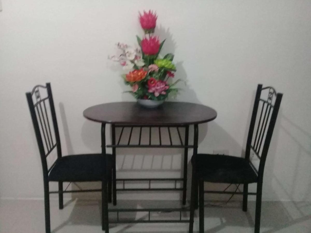 Emmanuel'S Service Apartment Near The Airport Manille Extérieur photo